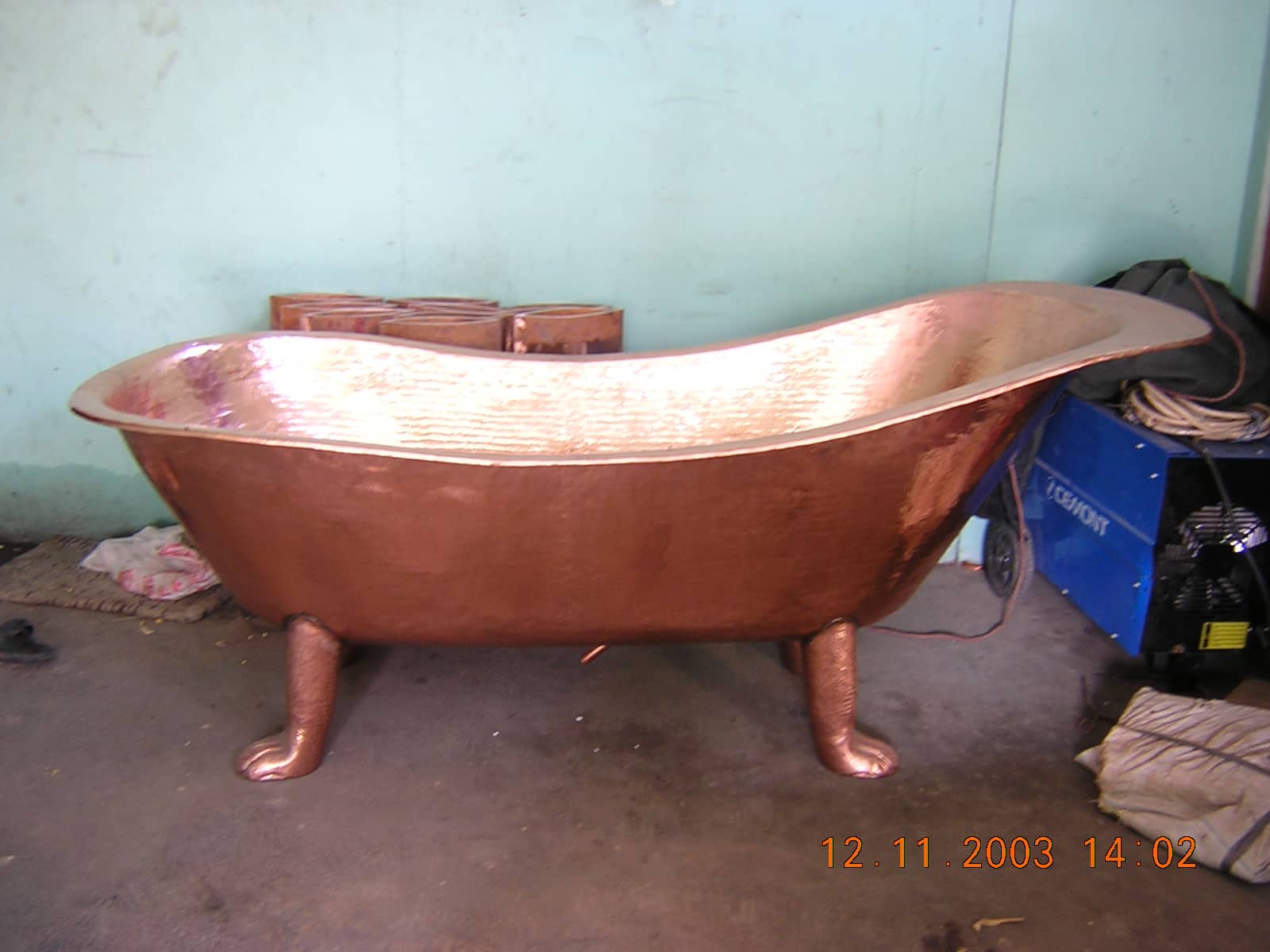 bathtub antik detail kaki