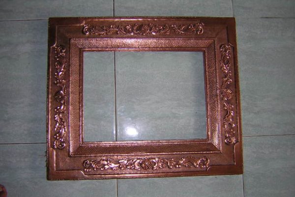 bingkai cermin persegi ornamental