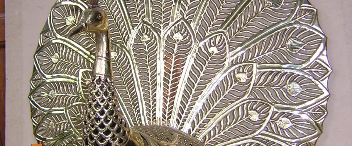 pajangan burung merak antik