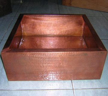 Wadah air mancur kotak