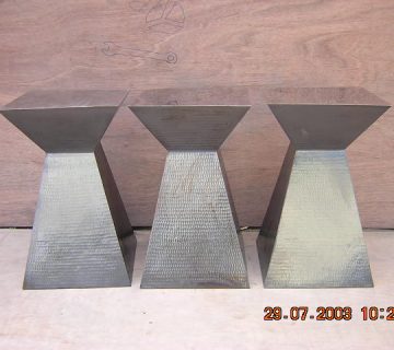 Meja Prism Reflected Cacah