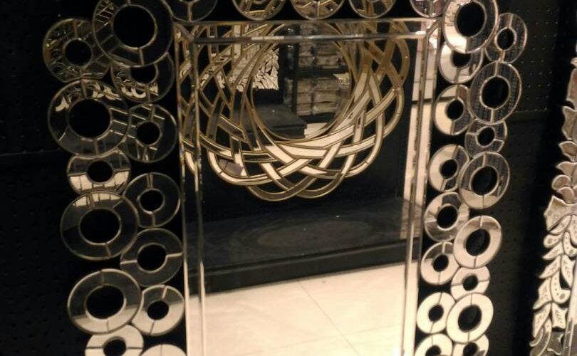 Cermin Persegi Panjang Frame Donat