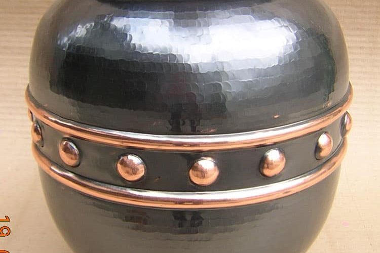Vas Bulat Bercincin Antik